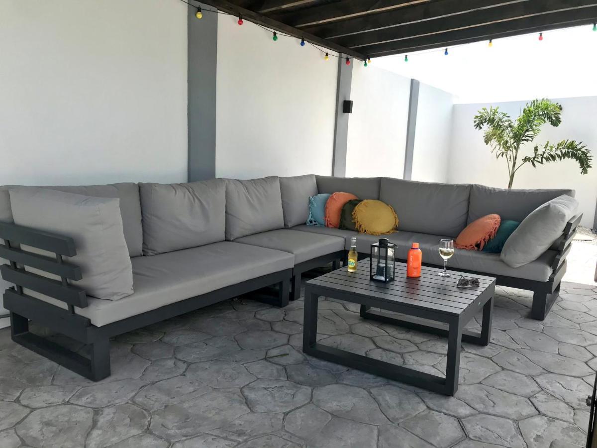 Beautiful Luxury Villa With Private Pool Palm Beach Eksteriør bilde